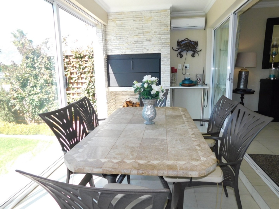 4 Bedroom Property for Sale in Harbour Island Western Cape